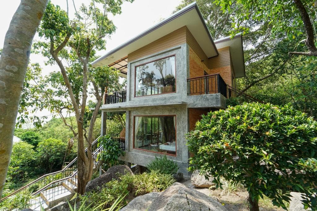 Top Phuket Resorts for a Luxurious Tropical Holiday